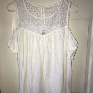 Shoulder cut out white shirt